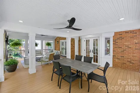 2726 Wamath Drive Charlotte NC 28210