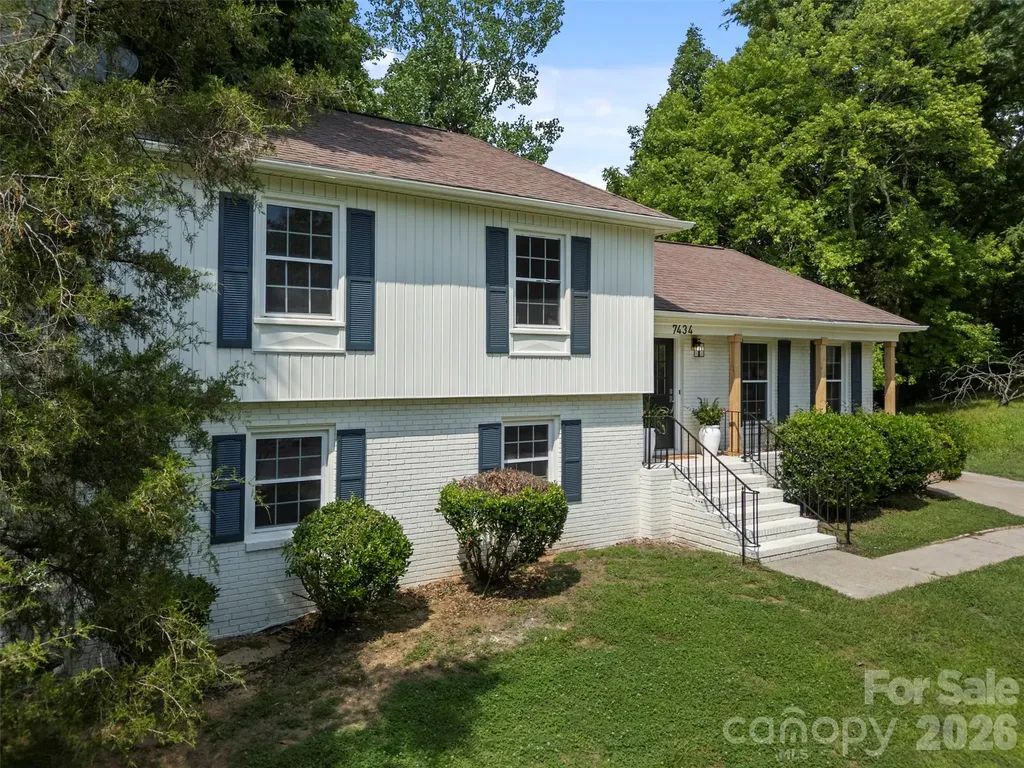 7434 Kilcullen Drive Charlotte NC 28270
