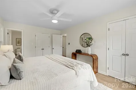 7434 Kilcullen Drive Charlotte NC 28270