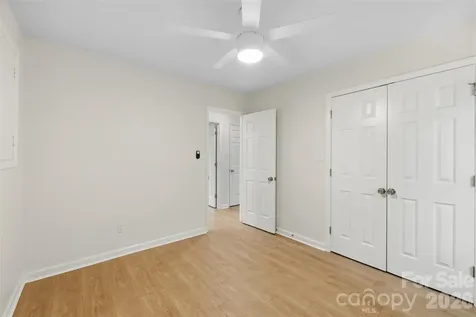 7434 Kilcullen Drive Charlotte NC 28270