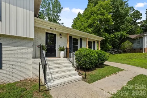 7434 Kilcullen Drive Charlotte NC 28270