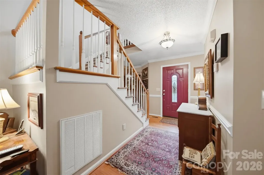 5666 Gold Creek Bay Drive Hickory NC 28601