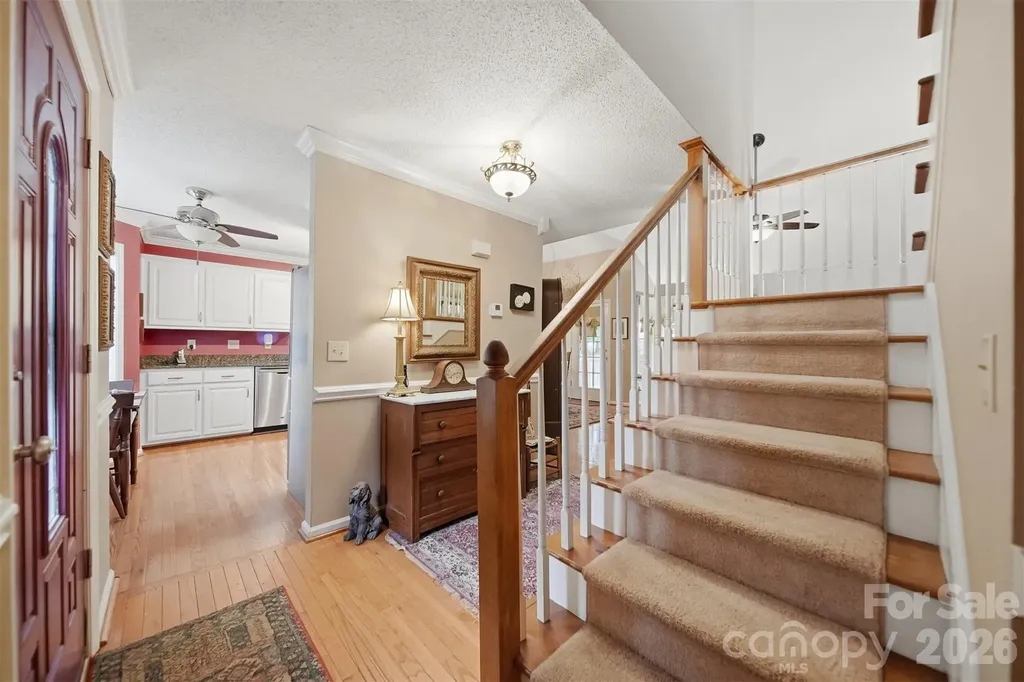 5666 Gold Creek Bay Drive Hickory NC 28601