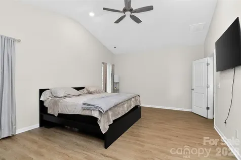 1120 Culver Spring Way Charlotte NC 28215