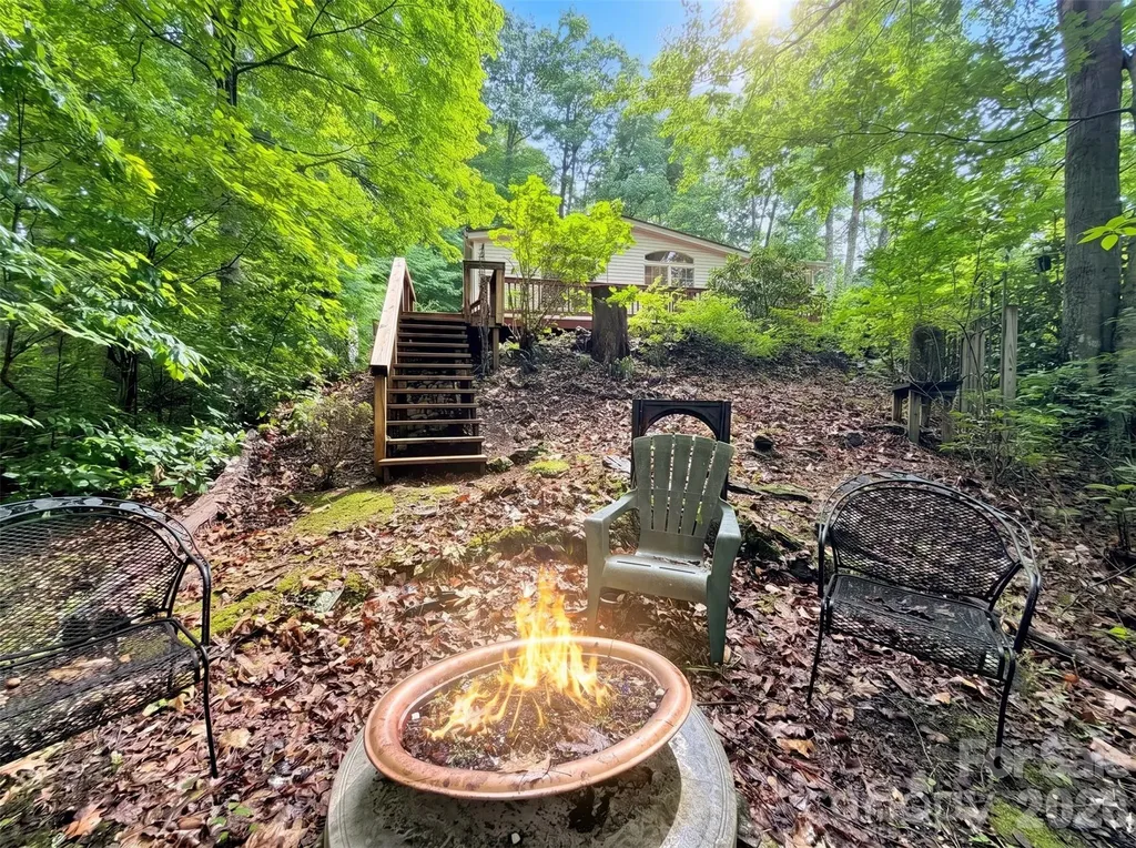 315 Oakstone Drive Waynesville NC 28785