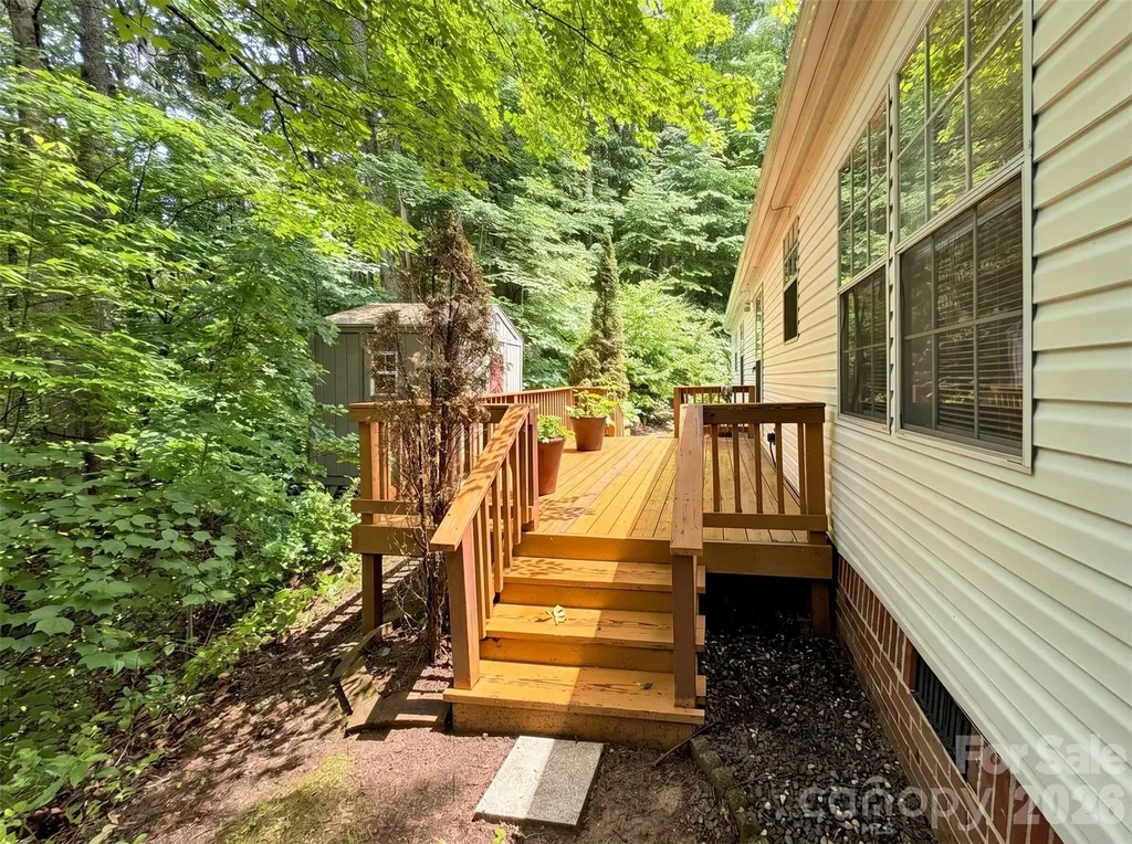 315 Oakstone Drive Waynesville NC 28785