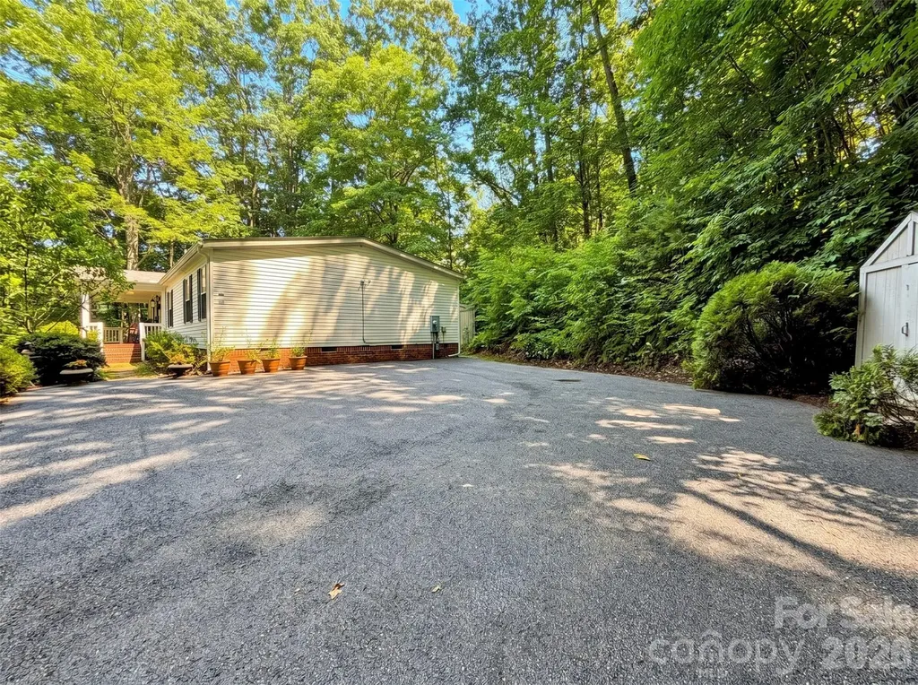 315 Oakstone Drive Waynesville NC 28785