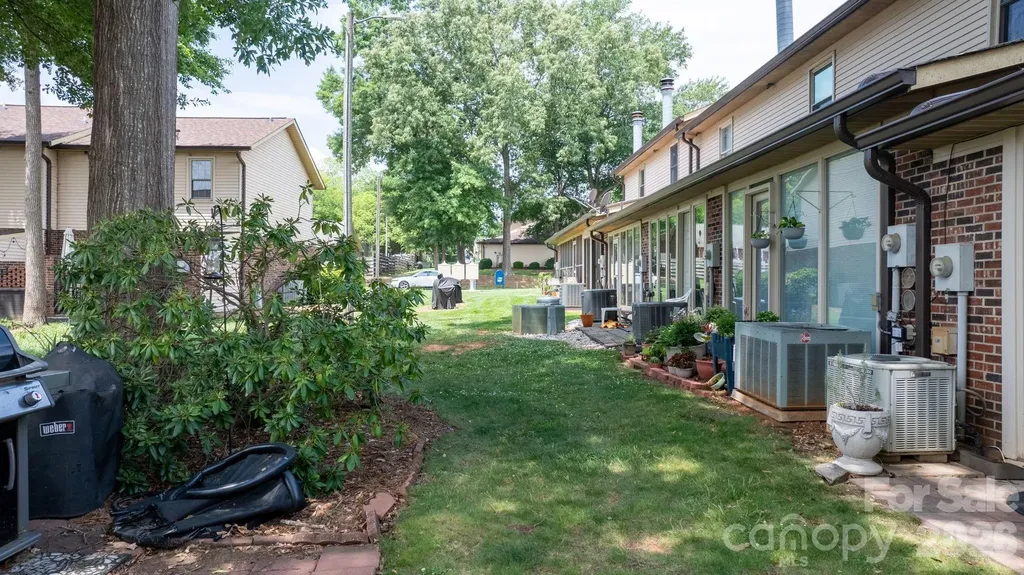 1330 5th Street NE Hickory NC 28601