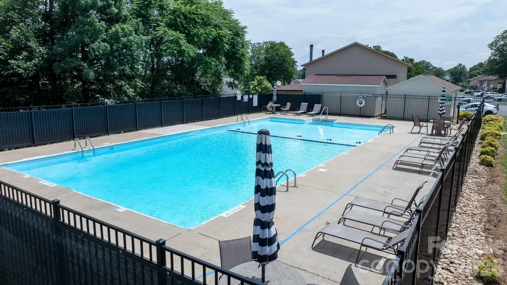 1330 5th Street NE Hickory NC 28601