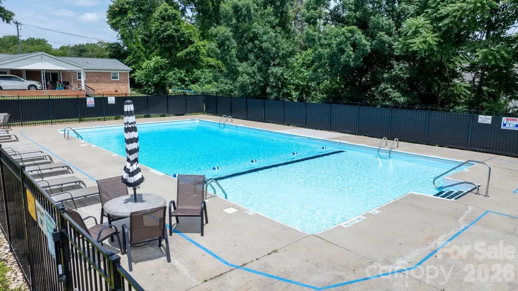 1330 5th Street NE Hickory NC 28601