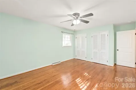 1612 Redcoat Drive Charlotte NC 28211