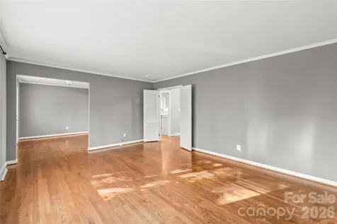 1612 Redcoat Drive Charlotte NC 28211