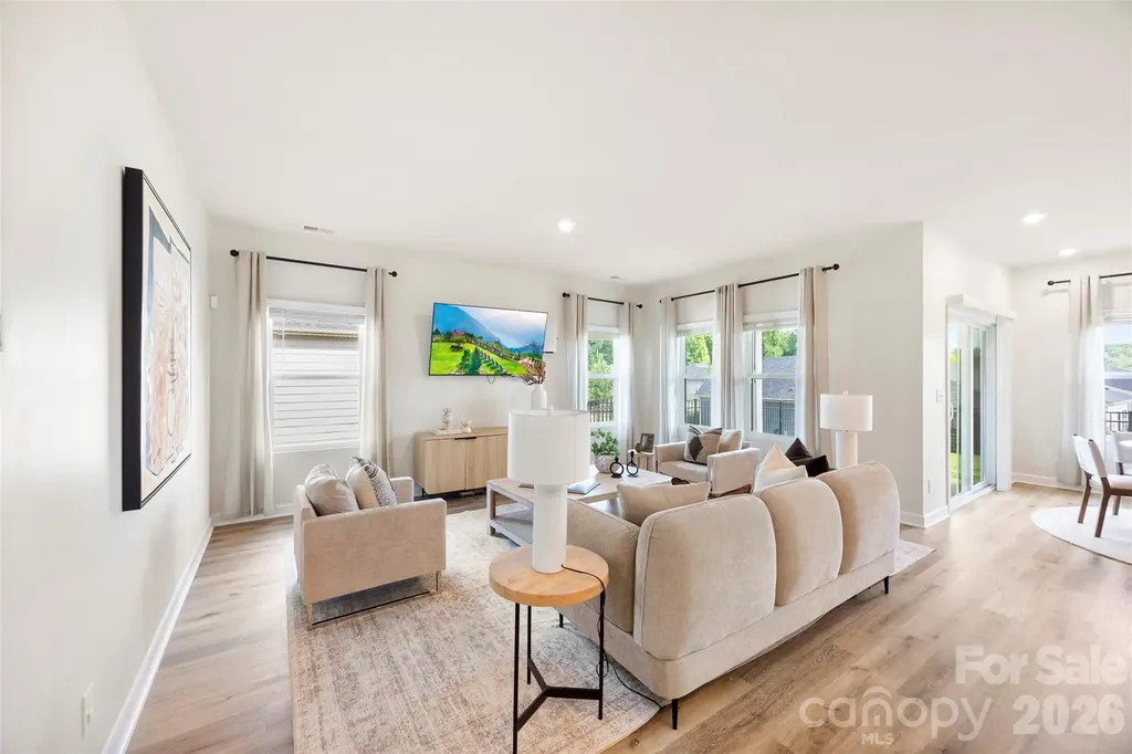 4522 Bright Road Charlotte NC 28214