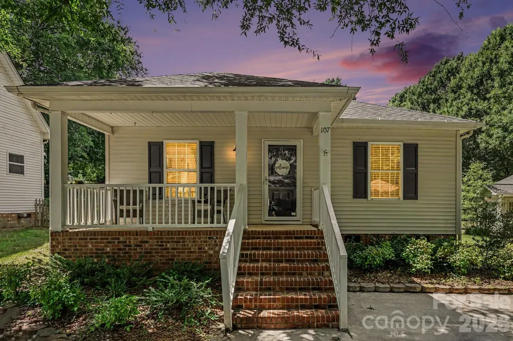 107 Watson Street Belmont NC 28012