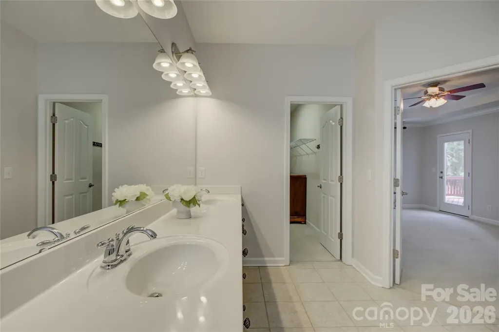 9609 Spurwig Court Charlotte NC 28278