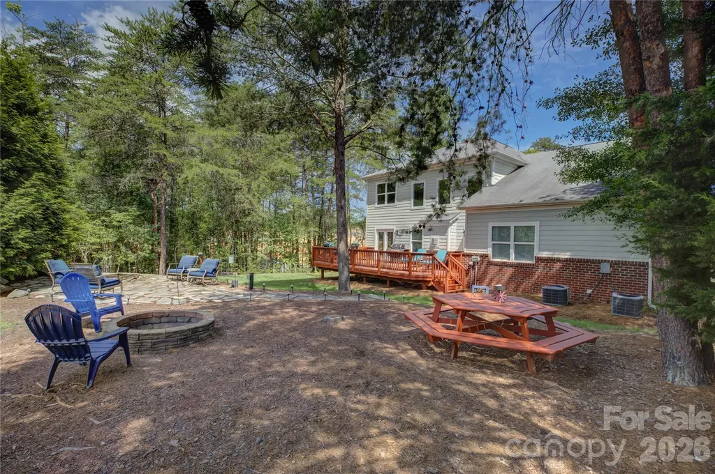 9609 Spurwig Court Charlotte NC 28278