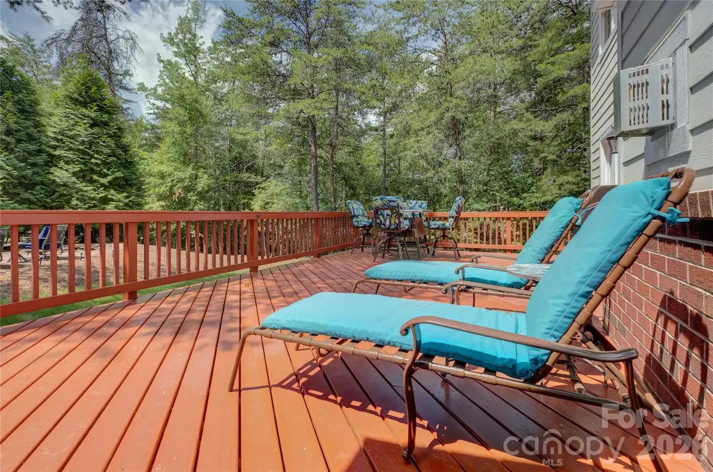9609 Spurwig Court Charlotte NC 28278