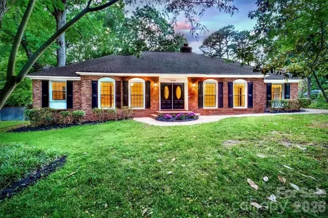 1025 S Magnolia Street Mooresville NC 28115