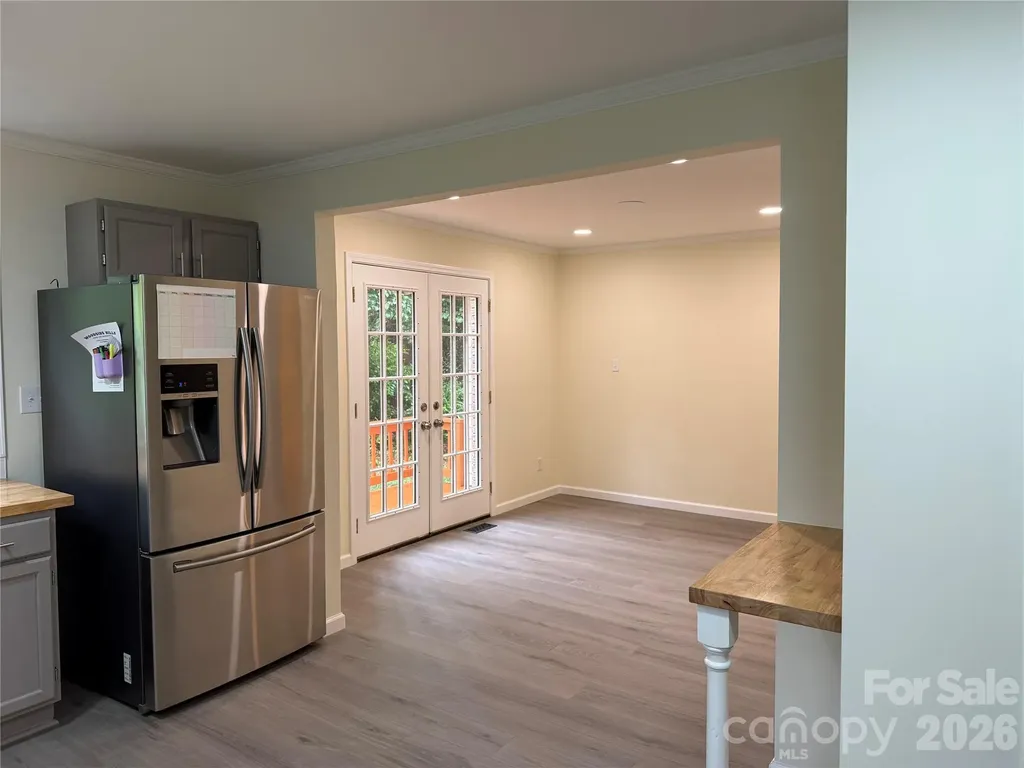 32 Mayfair Drive Candler NC 28715
