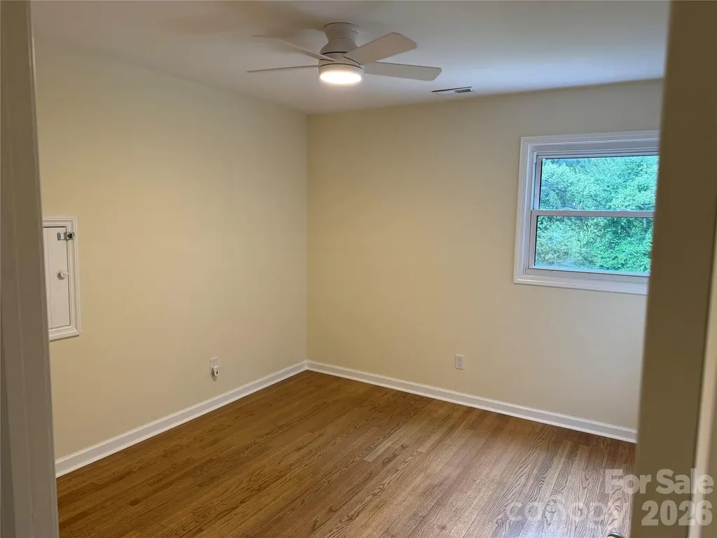 32 Mayfair Drive Candler NC 28715