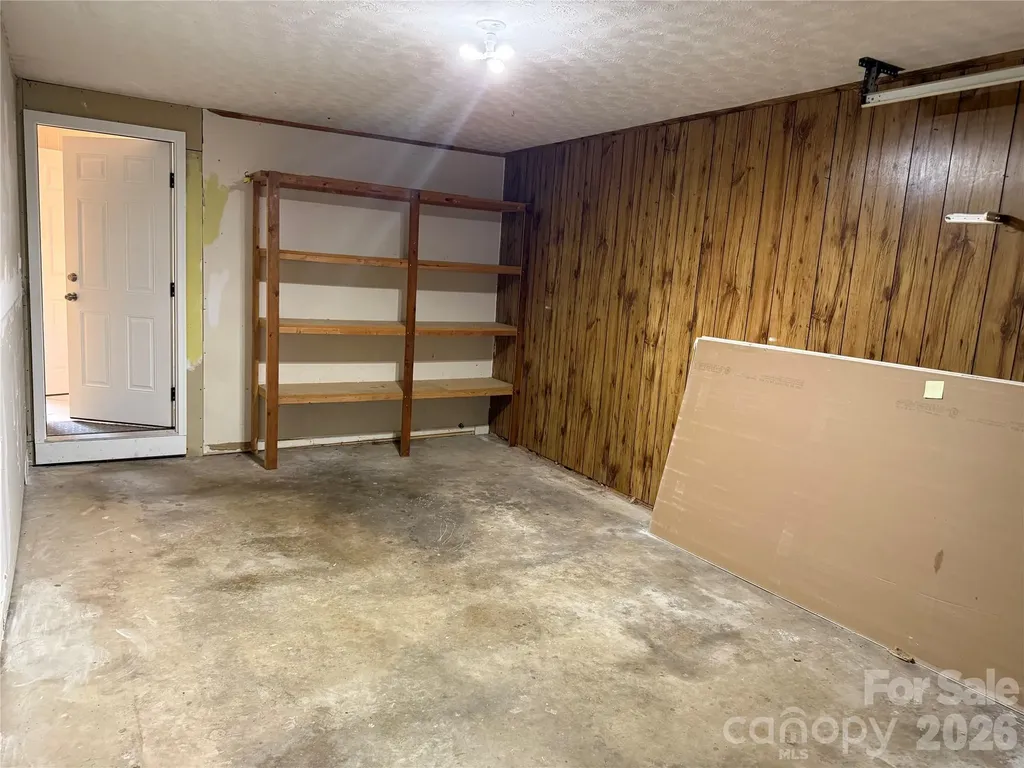 32 Mayfair Drive Candler NC 28715