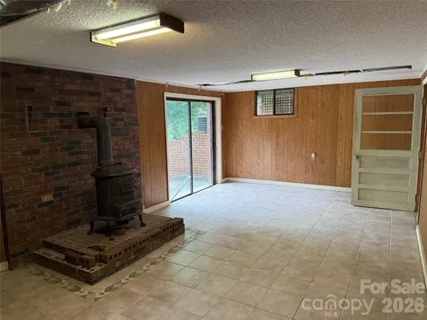 32 Mayfair Drive Candler NC 28715