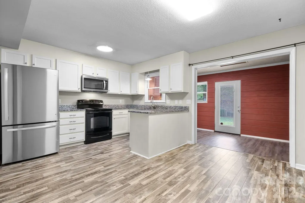 1330 5th Street NE Hickory NC 28601