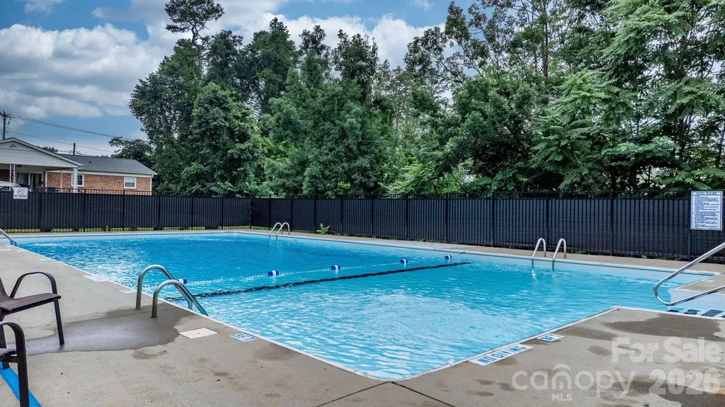 1330 5th Street NE Hickory NC 28601