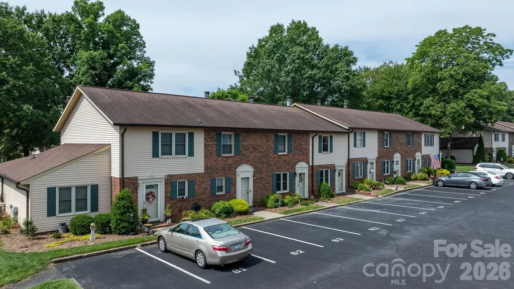 1330 5th Street NE Hickory NC 28601