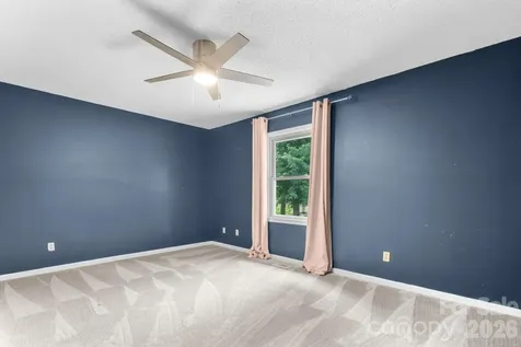 1330 5th Street NE Hickory NC 28601