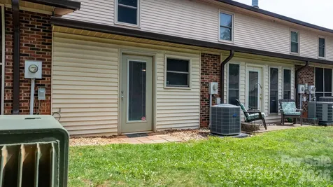 1330 5th Street NE Hickory NC 28601