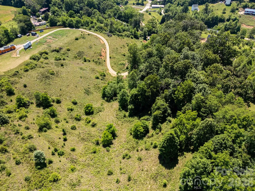 999 Murphy Cove Road Candler NC 28715