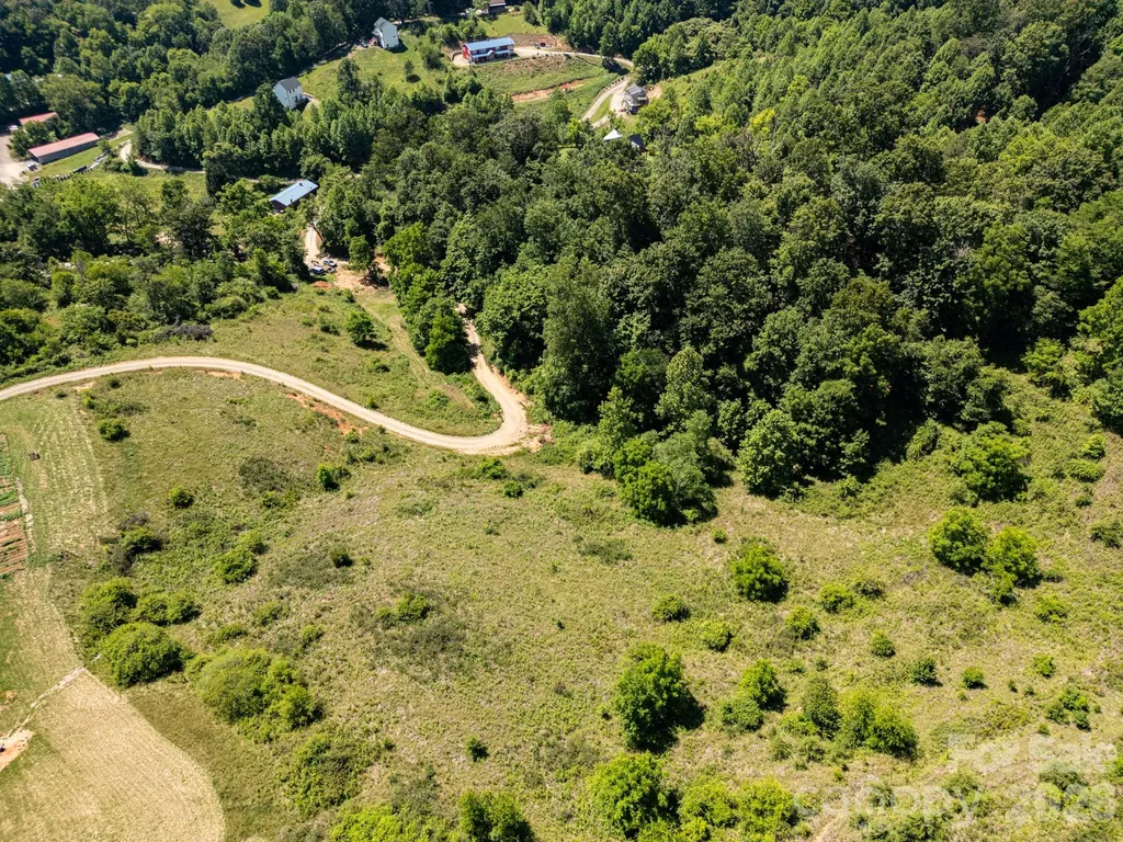 999 Murphy Cove Road Candler NC 28715