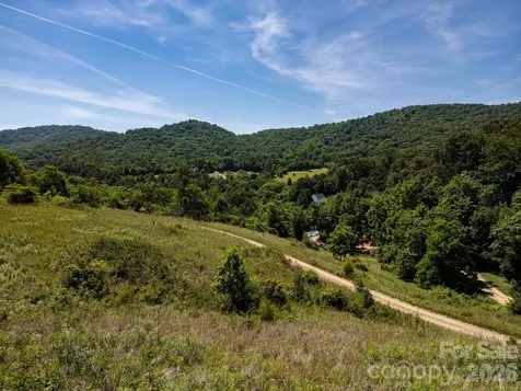 999 Murphy Cove Road Candler NC 28715