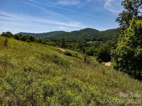999 Murphy Cove Road Candler NC 28715