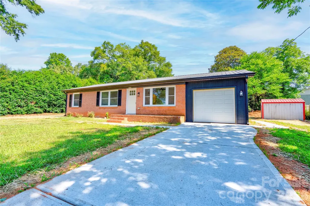 2994 Lutz Boulevard Newton NC 28658