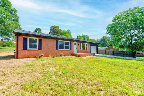 2994 Lutz Boulevard Newton NC 28658