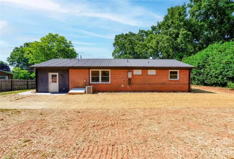 2994 Lutz Boulevard Newton NC 28658