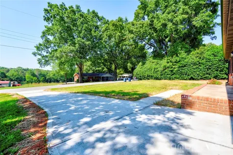 2994 Lutz Boulevard Newton NC 28658