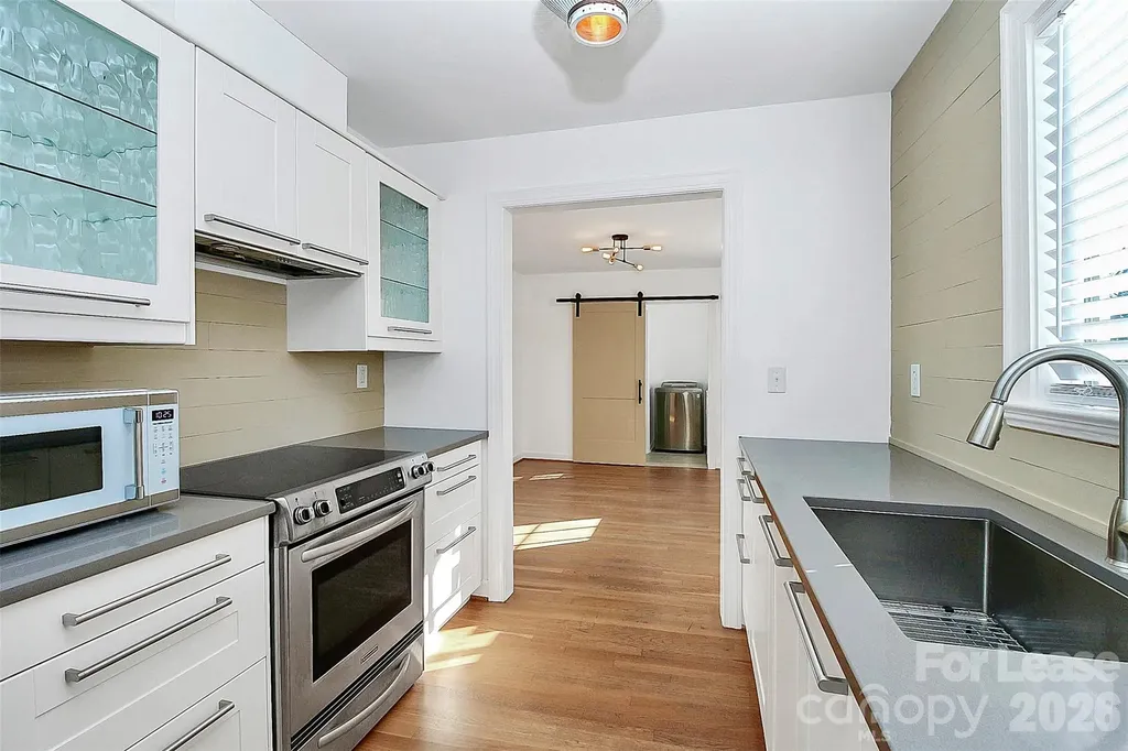 2019 Highland Street Charlotte NC 28208