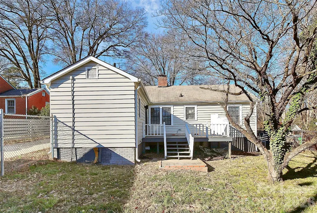 2019 Highland Street Charlotte NC 28208
