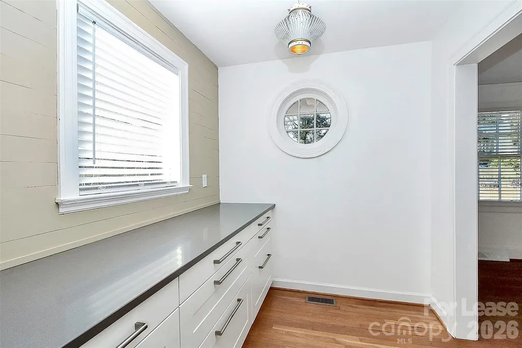 2019 Highland Street Charlotte NC 28208