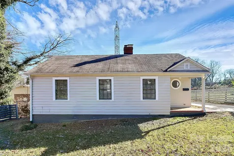 2019 Highland Street Charlotte NC 28208