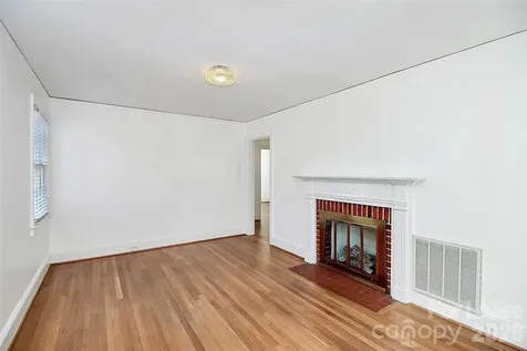 2019 Highland Street Charlotte NC 28208