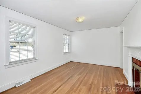 2019 Highland Street Charlotte NC 28208