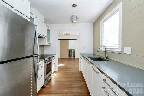2019 Highland Street Charlotte NC 28208