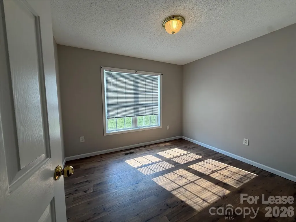 375 Brookfield Drive Statesville NC 28625