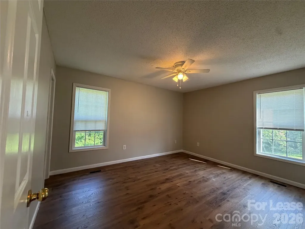 375 Brookfield Drive Statesville NC 28625