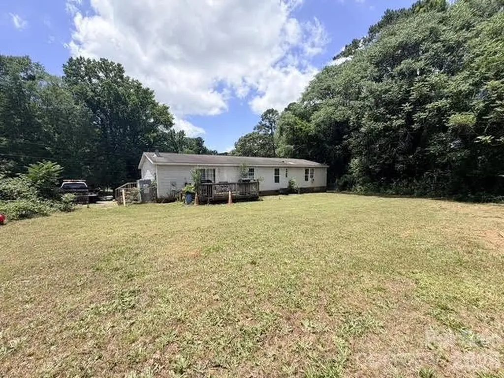 136 Green Drive Gastonia NC 28054