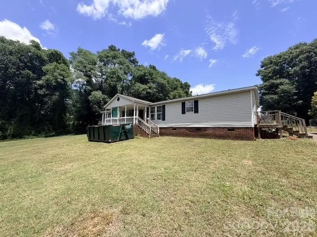 136 Green Drive Gastonia NC 28054
